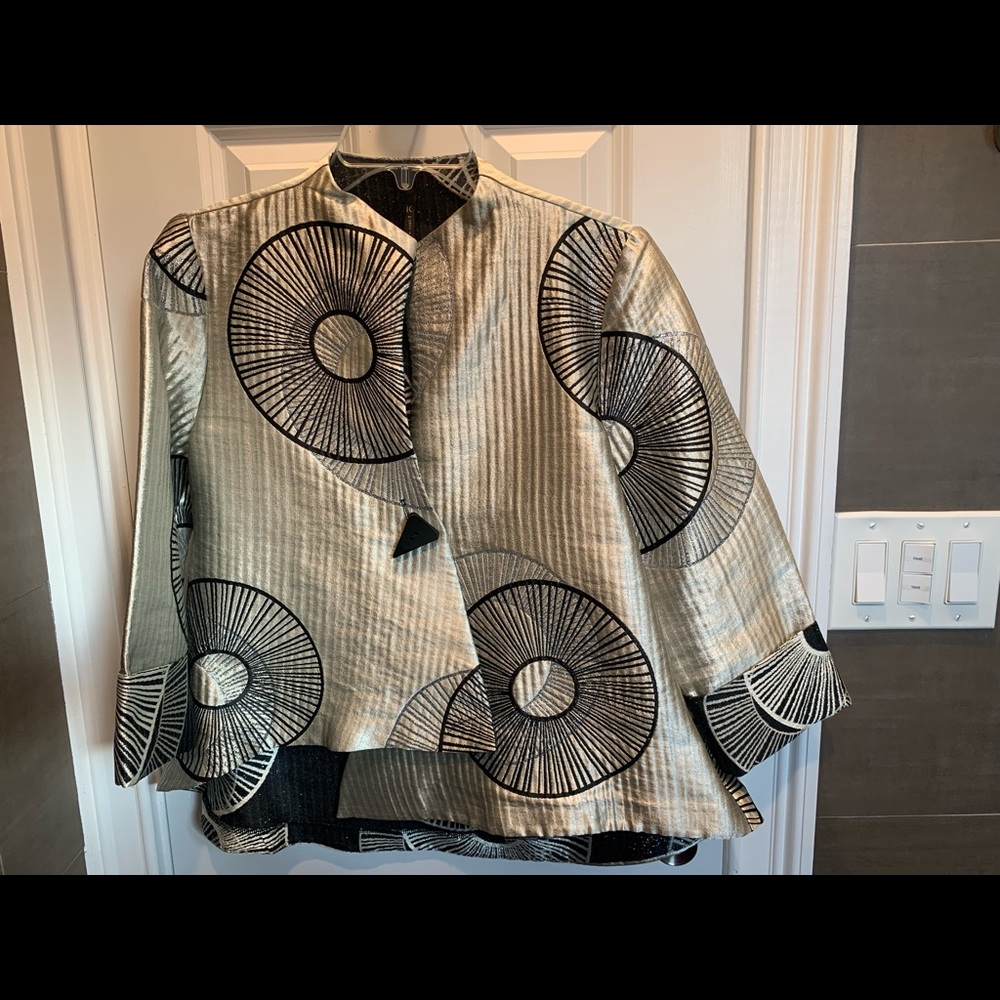 Elegant jacket